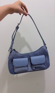 (Kategori: ) berada di . Dikirim oleh coolfire.79b4cb (ID iklan 1470084726, Gambar 1). Deskripsi: .