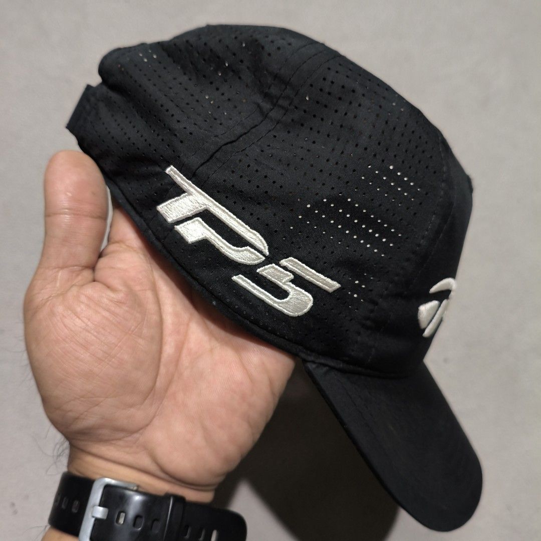 TaylorMade cap (Category: Caps & Hats) located in Calatrava. Submitted by ermitany0 (Listing ID 1470096427, Image 3). Description: TaylorMade cap very good condition flaws: maliit na rush stain underbrim check photos for more details ✅⬇️ location: Negros Occidental PM if interested 📩📩📩📩.