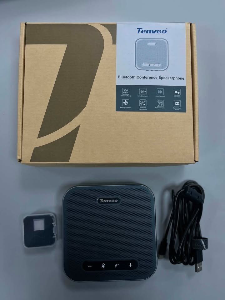 Tenveo Bluetooth Conference Speakerphone (Category: Soundbars, Speakers & Amplifiers) located in Paranaque City. Submitted by digitalconcept.corp (Listing ID 1469967274, Image 1). Description: - Brand: Tenveo Bluetooth Conference Speakerphone - Condition: Clean, well-maintained, and ready to use - Includes: Main speaker box, USB cable, small adapter accessory, and original packaging - Key Features: Built-in front panel buttons for volume control,