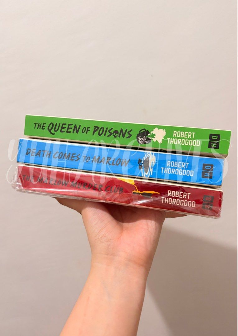 The marlow murder club set (Category: Storybooks) located in Pagbilao. Submitted by yuharchives (Listing ID 1470107555, Image 1). Description: ⭐️ The marlow murder club - ₱700 • b1: waterstone ed. (sprayed) • b2: preloved condi • b3: new (int’l pasabuy) but slightly tanned edges DISCLAIMER: All items are authentic and some may have flaws. If you wish to see the condition of each book, feel free to message me directly for photos/videos. 🙇🏻‍♀️ PA