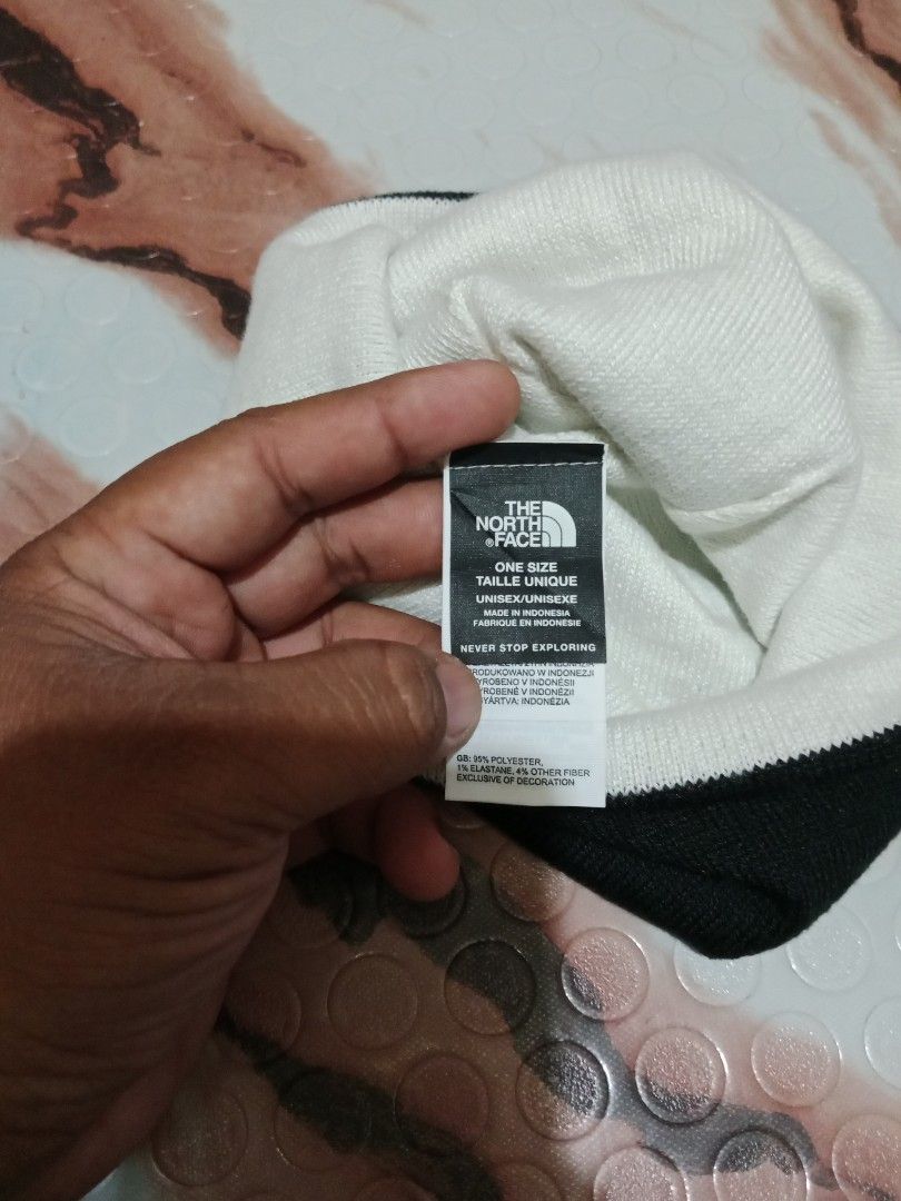 THE NORTH FACE BEANIE (Category: Beanies) located in Roxas, Palawan. Submitted by cabreramed14075 (Listing ID 1470073363, Image 2). Description: THE NORTH FACE BEANIE EXCELLENT TO LIKE NEW NO ISSUE COLOR RATE:10/10 ONE SIZE. ADD SHIPPING FEE LOCATION PALAWAN..
