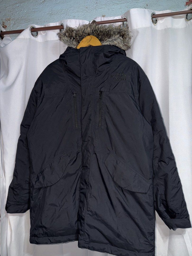 THE NORTH FACE HYVENT PUFFER PARKA JACKET (Category: Activewear) located in Manila. Submitted by triptothrift7 (Listing ID 1470079102, Image 2). Description: message if you are interested! for fast transaction THE NORTH FACE HYVENT PUFFER PARKA JACKET for only 2500 size large on tag best fit XL width 25 x 33 length minor issue check pictures excellent condition color rate 9/10 mode of payment gcash or bank transfer location Biñan laguna.