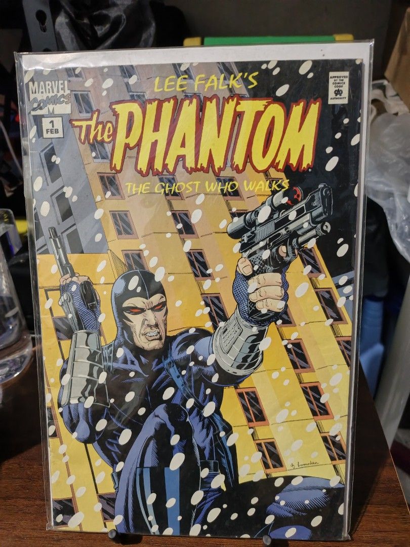 THE PHANTOM (Category: Comics & Manga) located in Antipolo. Submitted by makasalanan (Listing ID 1469954984, Image 2). Description: - 250 EACH - 200 EACH IF TAKE ALL - BAGS AND BOARDS INCLUDED - NM / M CONDITION.