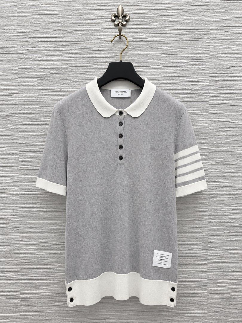 ⚜️Thom Browne Knitwear top (Category: Luxury Apparel) located in Makati City. Submitted by 90sangel (Listing ID 1470108938, Image 2). Description: .