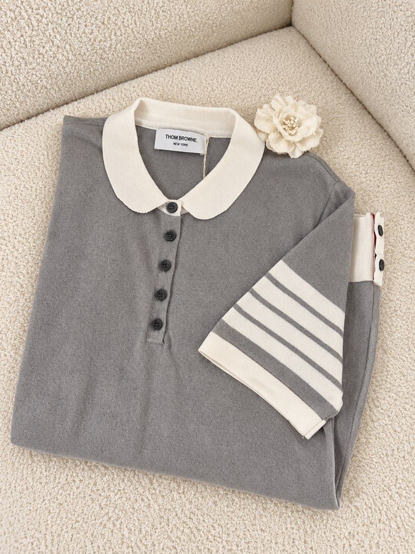 ⚜️Thom Browne Knitwear top (Category: Luxury Apparel) located in Makati City. Submitted by 90sangel (Listing ID 1470108938, Image 1). Description: .
