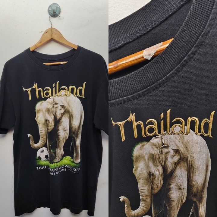 THRIFTED MENS TSHIRT (Category: Tshirts & Polo Shirts ) located in Caloocan City. Submitted by jmedalla1958179 (Listing ID 1470084467, Image 3). Description: DM LANG SA INTERESTED WE SHIP NATIONWIDE 🛵.