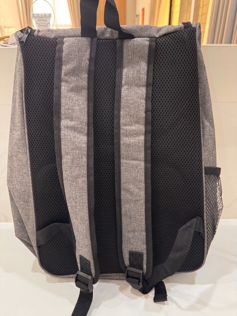 Tim Hortons Bag Pack Gray-Brand New (Category: Looking For) located in Mexico. Submitted by hayascentph (Listing ID 1470090257, Image 2). Description: *Brand New & Sealed *Mode of payment Gcash/Maya Wallet *Delivery Fee to be shouldered by buyer *We ship Nationwide *Courier JNT or LBC cash on delivery, Cash on pick up in nearest LBC branch Need a new scent? Follow my Facebook page for perfume finds! Facebook Page: Haya Scent Carousell: hayascentp