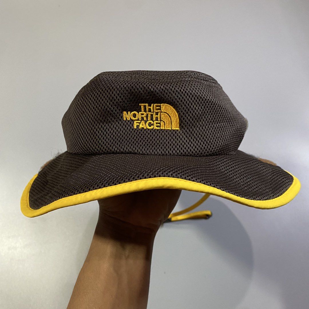 TNF (Category: Caps & Hats) located in Cebu City. Submitted by thrifthing_ph (Listing ID 1470102174, Image 3). Description: TNF ONE SIZE No issue Good as new Sing of usage.