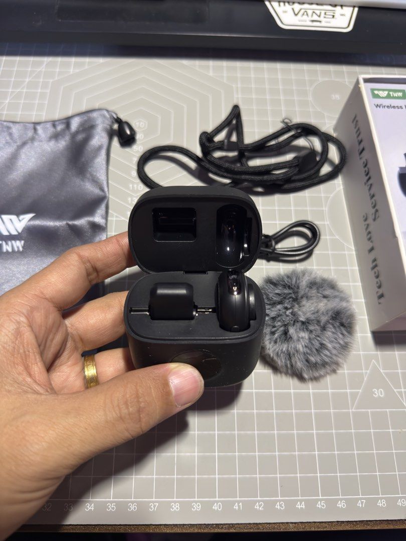 TNW A36 Wireless Lavalier Microphone Set (Category: Microphones) located in Mandaluyong City. Submitted by benjperez (Listing ID 1469950267, Image 2). Description: For Sale only! No Swap! TNW A36 Wireless Lavalier Microphone For Lighting and Type C Port Complete Package (No Issue) Condition: Almost New, used only for affiliate Price: 500 Meet up: After Office: Parqal/Mandaluyong Weekends: Maysilo Mandaluyong Note: Hindi po ako nagsesend ng video,