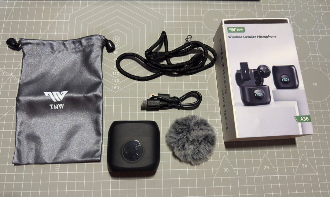 TNW A36 Wireless Lavalier Microphone Set (Category: Microphones) located in Mandaluyong City. Submitted by benjperez (Listing ID 1469950267, Image 1). Description: For Sale only! No Swap! TNW A36 Wireless Lavalier Microphone For Lighting and Type C Port Complete Package (No Issue) Condition: Almost New, used only for affiliate Price: 500 Meet up: After Office: Parqal/Mandaluyong Weekends: Maysilo Mandaluyong Note: Hindi po ako nagsesend ng video,