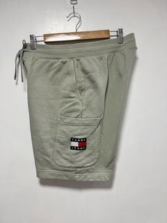 (Category: ) located in . Submitted by thriftdripbyjm (Listing ID 1469949049, Image 1). Description: .