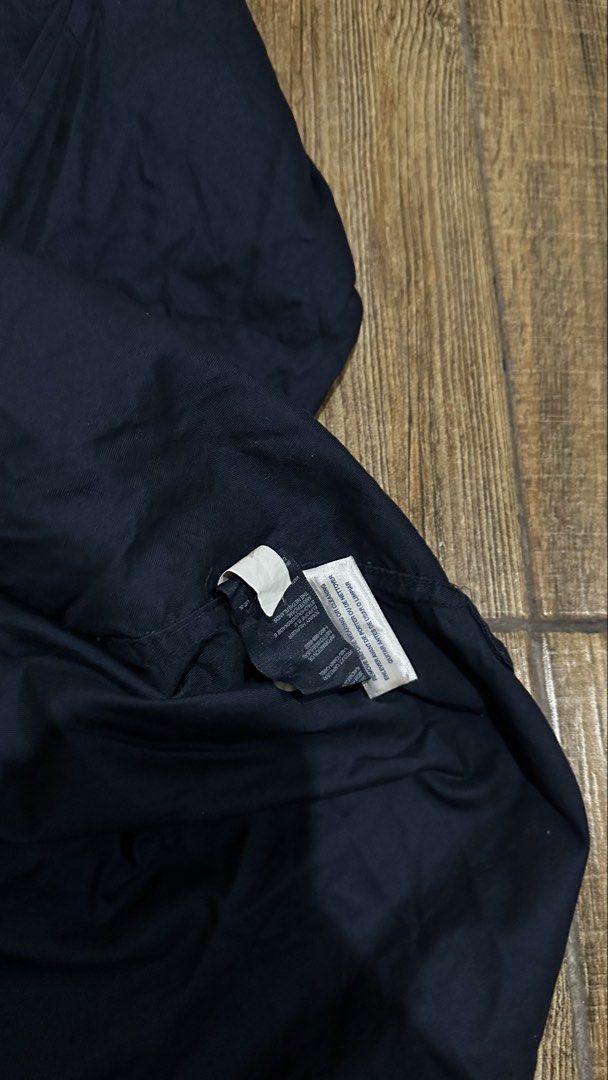 TOMMY LONGSLEEVE (Category: Tshirts & Polo Shirts ) located in Manila. Submitted by urban.vintage (Listing ID 1470071931, Image 3). Description: ISSUE: NONE (NEED WASH) MOP :GCASH (NO COD) SHIP VIA: LALAMOVE & J&T LOCATION: PASIG CITY LENGTH: 30 WIDTH :22-23.