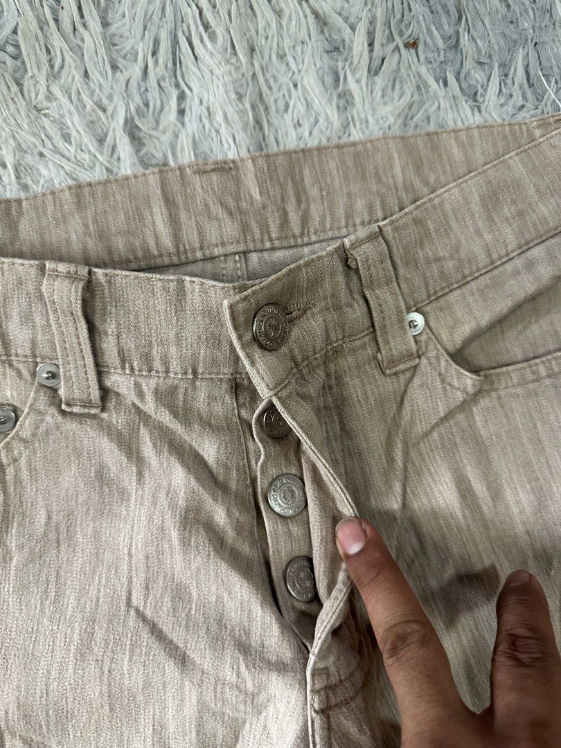 Tornado Mart Japan Boot Cut Ply Button jeans (Category: Jeans) located in Baao. Submitted by revamped.co (Listing ID 1470032372, Image 2). Description: Tornado Mart Japan Boot Cut Ply Button jeans Excellent Condition Size 27 38 Inches Length No Issue.
