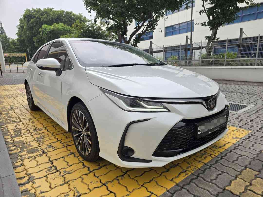 Toyota Corolla Altis 1.6 Elegance (A), Cars, Used Cars on Carousell