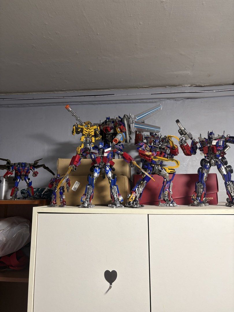 Transformers (Category: Toy Figures) located in Singapore. Submitted by xhaoenc (Listing ID 1470052266, Image 1). Description: BLACK APPLE OPTIMUS 2019 BATCH NOT REISSUE (9.7/10)with box. (140) CT 10 optimus prime (9.5/10) with box(115) MPM 10 optimus prime (10/10) with box(150) authentic striker optimus prime (9/10) no box (170) hasbro jetwing optimus prime (9.3/10) no box(150 ss jetwing optimus prime(60) tfp fe op(10/10) brand new ( open for di