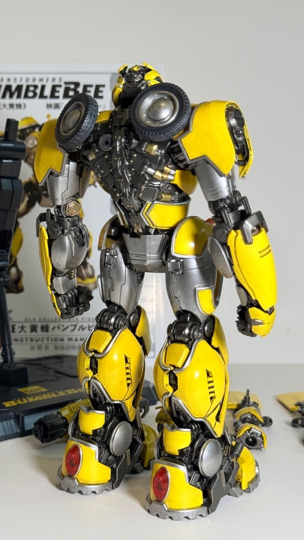 Transformers Bumblebee threezero DLX Figure (Category: Figurines & Statues) located in Caloocan City. Submitted by johnvoltai46947 (Listing ID 1470015083, Image 3). Description: complete accessories, box is in good condition ‼️cut off some nub-like parts on hands to get more range and back of the neck( not noticeable ).