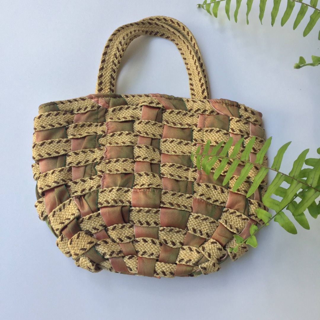 Trente by Belle Branchee Bag (Category: Tote Bags) located in Pagsanjan. Submitted by ovothrift (Listing ID 1470096387, Image 1). Description: width - 10.5 height - 12.5 including the handle leather condition inside is 7/10.