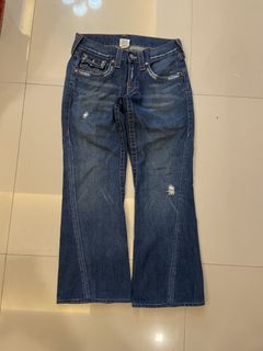 (Category: ) located in . Submitted by juswaaaa_thrift (Listing ID 1469948412, Image 1). Description: .
