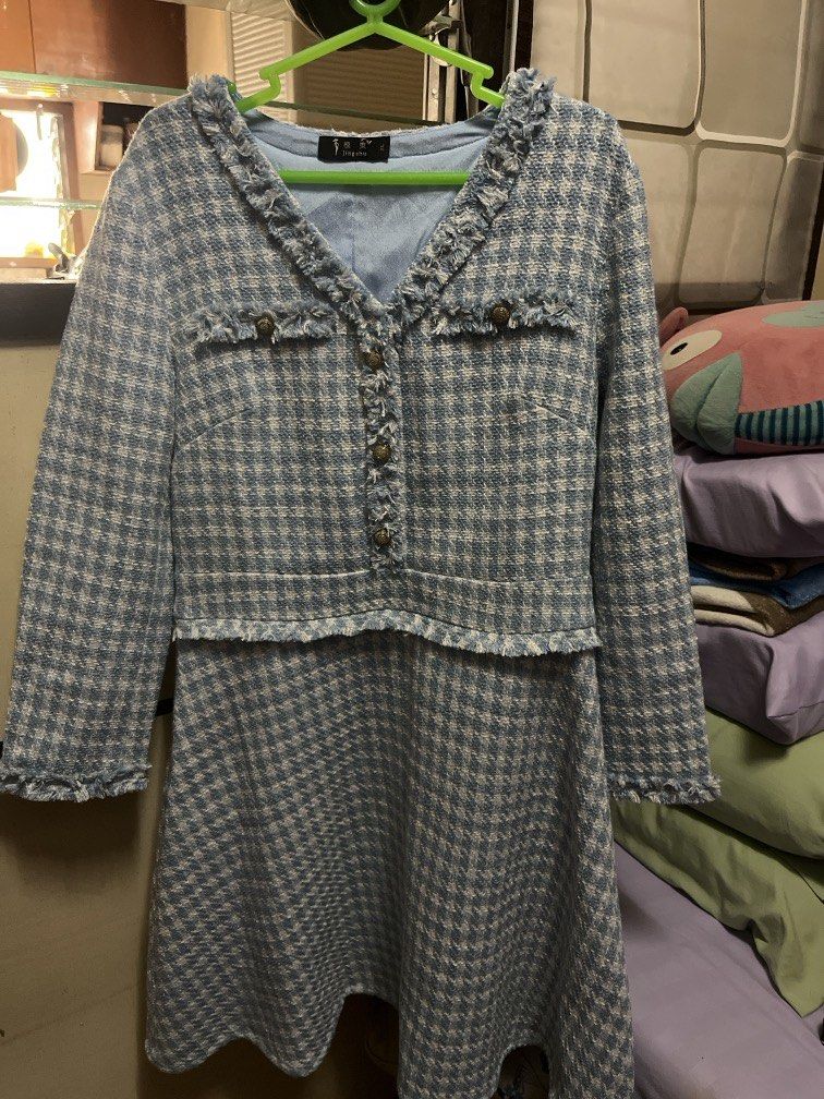 Tweed Dress (Category: Dresses) located in Manila. Submitted by yourleogirl91 (Listing ID 1469966941, Image 1). Description: 📏 Size 36 📐 Waist: 32 inches 👗 XL on tag but Can fit Medium to Semi-Large 🧵 Fabric: Tweed, non-stretchable Chic and classy tweed dress, perfect for office wear, casual events, or semi-formal occasions! 💗.