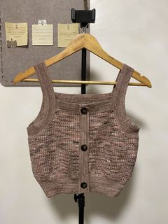 (Category: ) located in . Submitted by fashionfinds1999 (Listing ID 1470089651, Image 1). Description: .