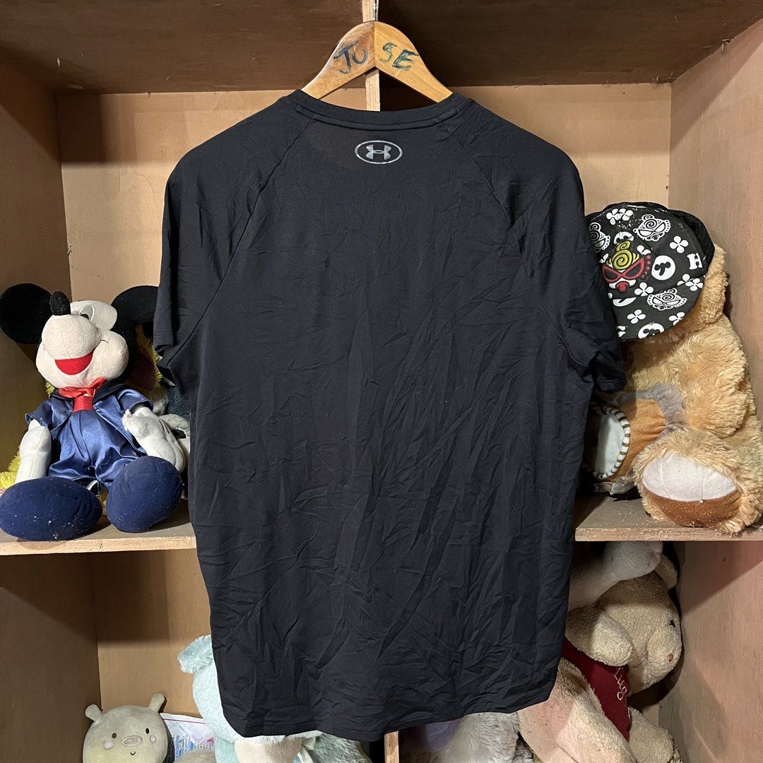 UA TECH SHIRT (Category: Activewear) located in Sipalay. Submitted by trustmeyoullbefine (Listing ID 1469997903, Image 2). Description: Size xl 21W 26L Excellent condition No flaws Need wash only.