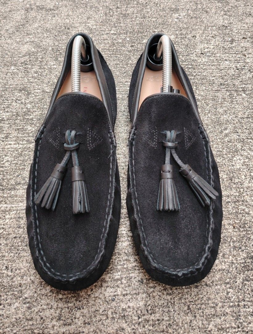 UGG Marris Black suede loafers (Category: Casual Shoes) located in Dumaguete. Submitted by elegant.soles (Listing ID 1470010432, Image 1). Description: Brand new condition. 100%Authentic UGG mens loafers Sz 42 on tag Can ship nationwide.