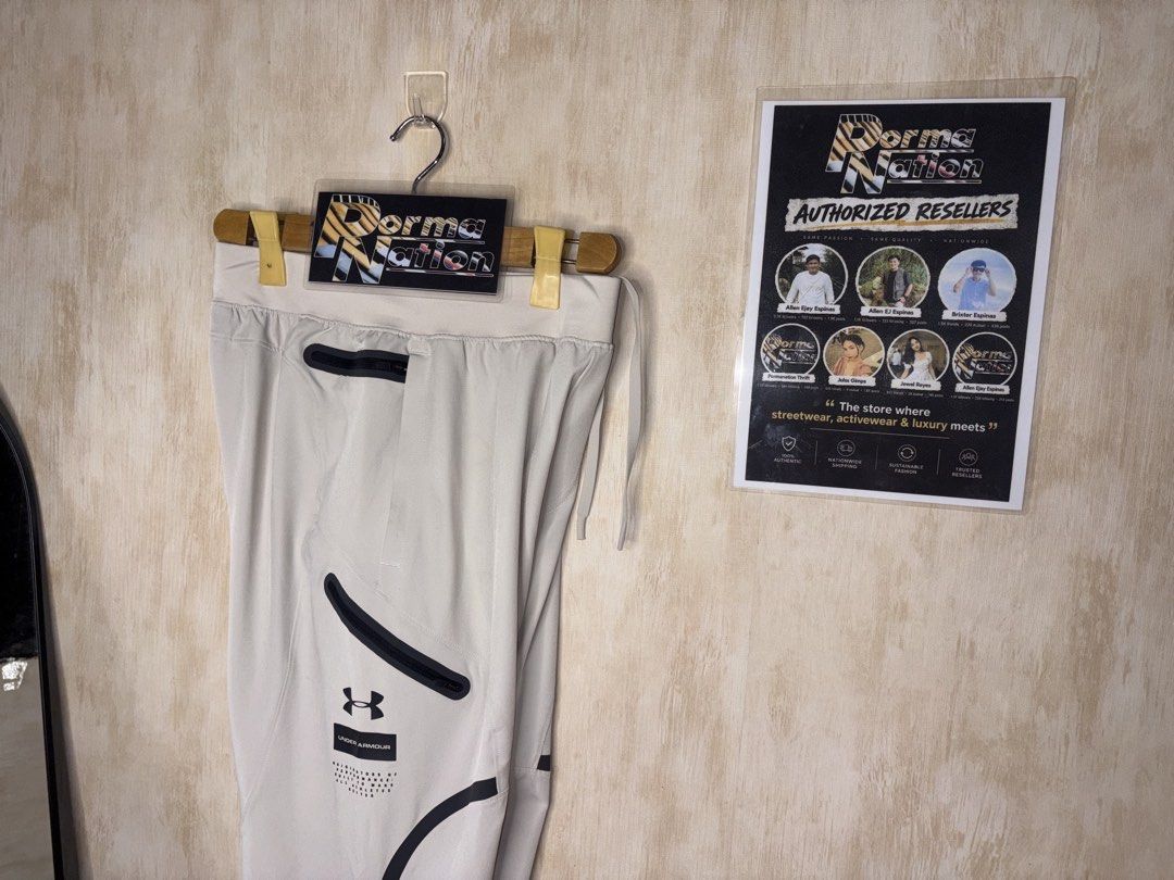 UNDER ARMOUR PANTS (Category: Joggers) located in Cabuyao City. Submitted by pormanation-thrift-store (Listing ID 1469995744, Image 3). Description: UNDER ARMOUR PANTS Condition: LIKE NEW Color rate: 10 /10 (PWEDE SA MASELAN) Size: LARGE Dimes: 30-34”Wx39.5”L Issue: NONE❌ Price: 1500.