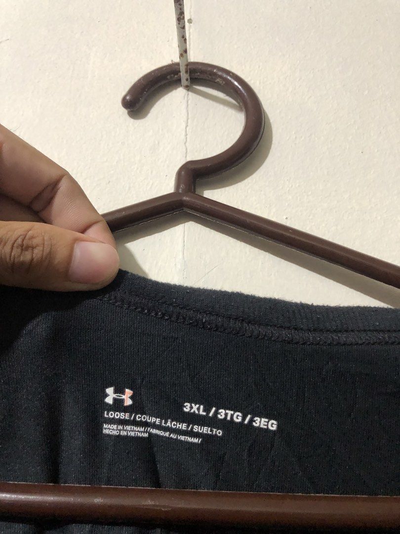 Under Armour Shirt (Category: Tshirts & Polo Shirts ) located in Manila. Submitted by raremountain00 (Listing ID 1470133269, Image 3). Description: Authentic Excellent condition Issue minimal fade .