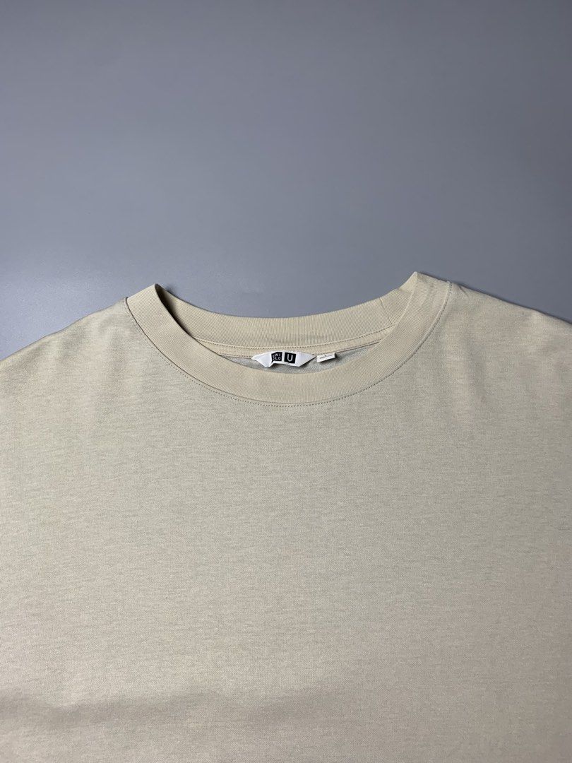 Uniqlo AIRism Beige (Category: Tshirts & Polo Shirts ) located in Manila. Submitted by macadr1p (Listing ID 1470116971, Image 3). Description: Uniqlo AIRism 𝑴𝒆𝒂𝒔𝒖𝒓𝒆𝒎𝒆𝒏𝒕𝒔 — 23x28 ( Boxy ) 𝑩𝒆𝒔𝒕 𝑭𝒊𝒕 — Large 𝑪𝒐𝒍𝒐𝒓 𝑹𝒂𝒕𝒆— 10/10 𝑪𝒐𝒏𝒅𝒊𝒕𝒊𝒐𝒏 — Like New 𝑻𝒂𝒈𝒔 — Complete 𝑰𝒔𝒔𝒖𝒆𝒔 — None 𝑭𝒂𝒃𝒓𝒊𝒄 — High-quality 𝑪𝒐𝒍𝒐𝒓 — Not faded 𝑺𝒊𝒈𝒏𝒔 𝒐𝒇 𝑼𝒔𝒂𝒈𝒆 — None 𝑫𝑰𝑺𝑪𝑳𝑨𝑰𝑴𝑬𝑹❗️ 𝑨𝒍𝒍 𝒑𝒉𝒐𝒕𝒐𝒔, �