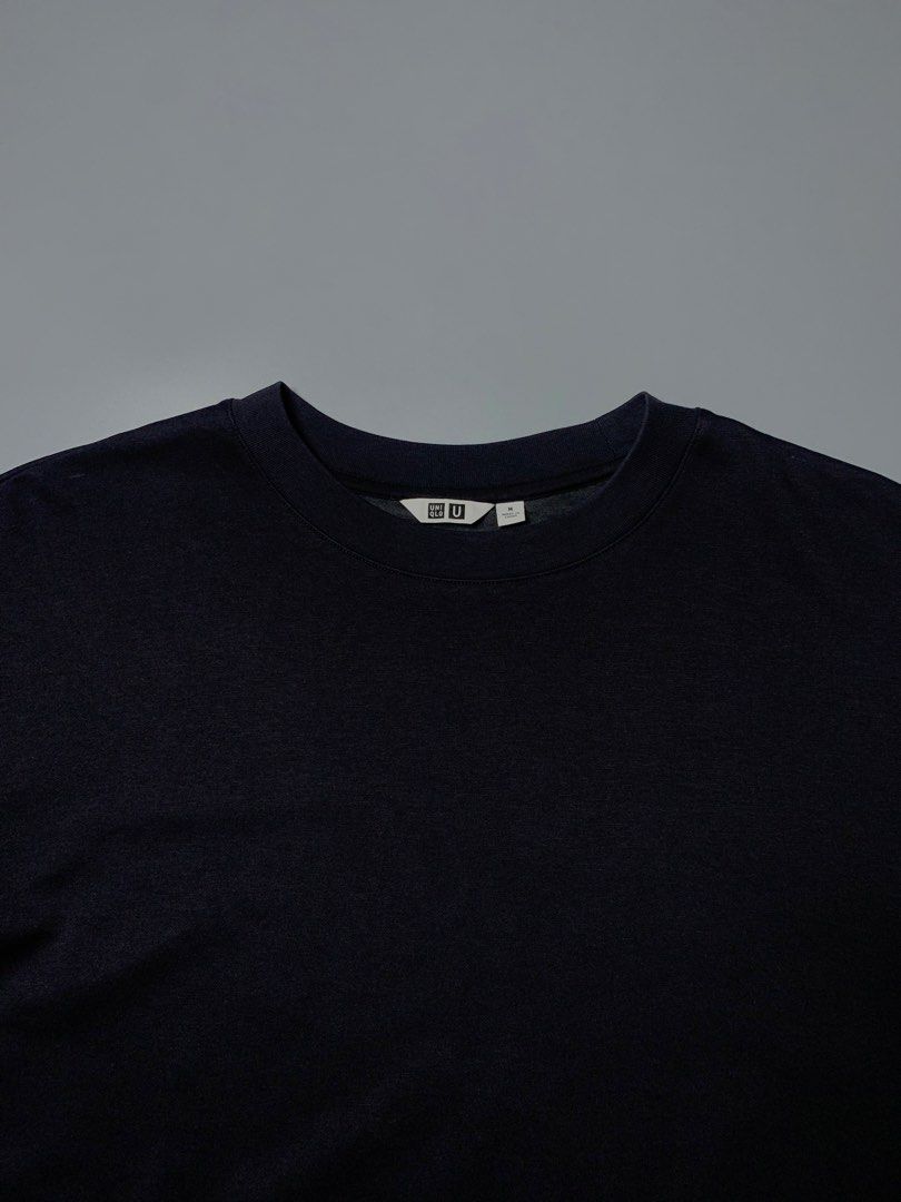 Uniqlo AIRism Black (Category: Formal Shirts) located in Manila. Submitted by macadr1p (Listing ID 1470117403, Image 3). Description: Uniqlo AIRism 𝑴𝒆𝒂𝒔𝒖𝒓𝒆𝒎𝒆𝒏𝒕𝒔 — 22x26 ( Boxy ) 𝑩𝒆𝒔𝒕 𝑭𝒊𝒕 — Medium 𝑪𝒐𝒍𝒐𝒓 𝑹𝒂𝒕𝒆— 10/10 𝑪𝒐𝒏𝒅𝒊𝒕𝒊𝒐𝒏 — Like New 𝑻𝒂𝒈𝒔 — Complete 𝑰𝒔𝒔𝒖𝒆𝒔 — None 𝑭𝒂𝒃𝒓𝒊𝒄 — High-quality 𝑪𝒐𝒍𝒐𝒓 — Not faded 𝑺𝒊𝒈𝒏𝒔 𝒐𝒇 𝑼𝒔𝒂𝒈𝒆 — None 𝑫𝑰𝑺𝑪𝑳𝑨𝑰𝑴𝑬𝑹❗️ 𝑨𝒍𝒍 𝒑𝒉𝒐𝒕𝒐𝒔, 𝒃𝒓𝒂𝒏�
