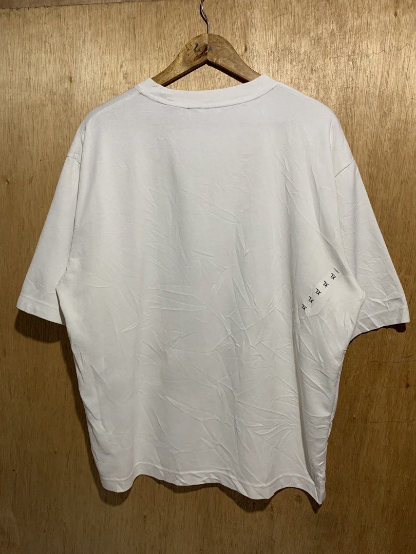 Uniqlo Airism XL (Category: Tshirts & Polo Shirts ) located in Cebu City. Submitted by handpickedxthrift (Listing ID 1469948717, Image 3). Description: No issue Color rate 10/10.