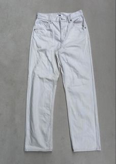 (Category: ) located in . Submitted by thrift.ed2023 (Listing ID 1470040025, Image 1). Description: .