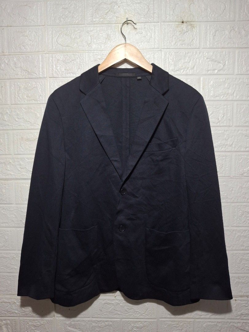 UNIQLO COMFORT JACKET COAT FOR MEN (Category: Coats, Jackets and Outerwear) located in Angeles City. Submitted by livemountain.e2ae07 (Listing ID 1470018603, Image 1). Description: UNIQLO COMFORT JACKET COAT FOR MEN SMALL W19.5 L26.5 GOOD AS NEW PLUS SF.