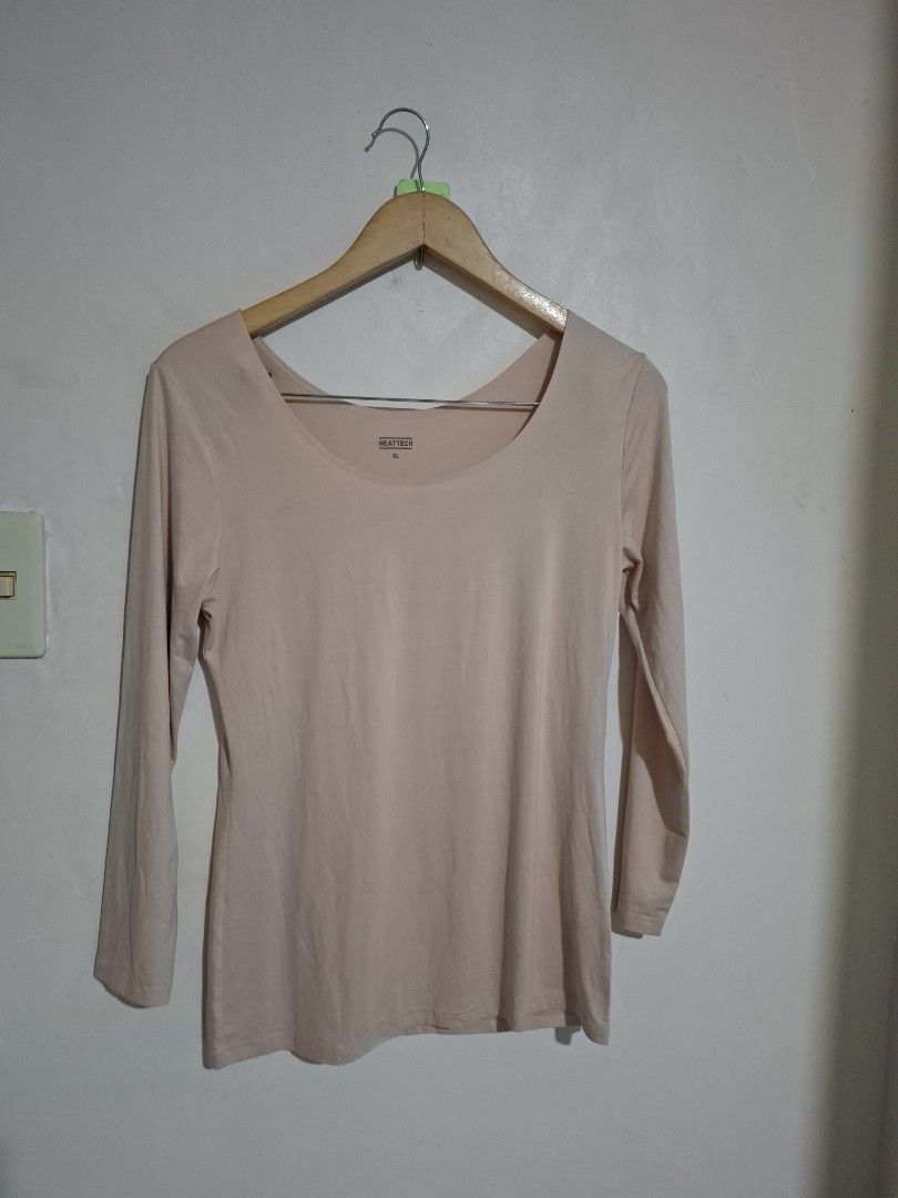 Uniqlo heattech XL (Category: Longsleeves) located in Subic. Submitted by petitecorner22 (Listing ID 1470081705, Image 1). Description: no more haggling please.