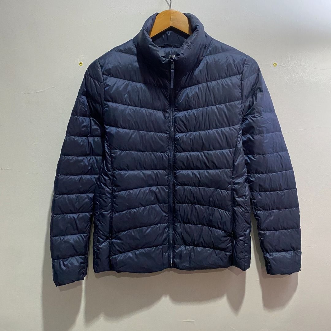Uniqlo Ultra Light Down Jacket L (Category: Coats, Jackets and Outerwear) located in Antipolo. Submitted by bentakahitanoano (Listing ID 1469955703, Image 2). Description: Still in good condition Size L womens Pit to pit 19.5 Length 24.5.