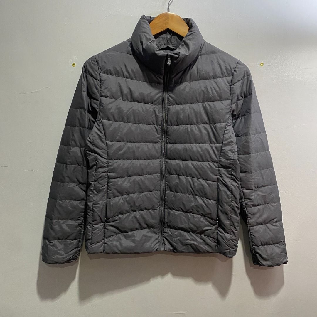 Uniqlo Ultra Light Down Jacket S (Category: Coats, Jackets and Outerwear) located in Antipolo. Submitted by bentakahitanoano (Listing ID 1469956142, Image 2). Description: Still in good condition Size S womens Pit to pit 18.5 Length 23.5.