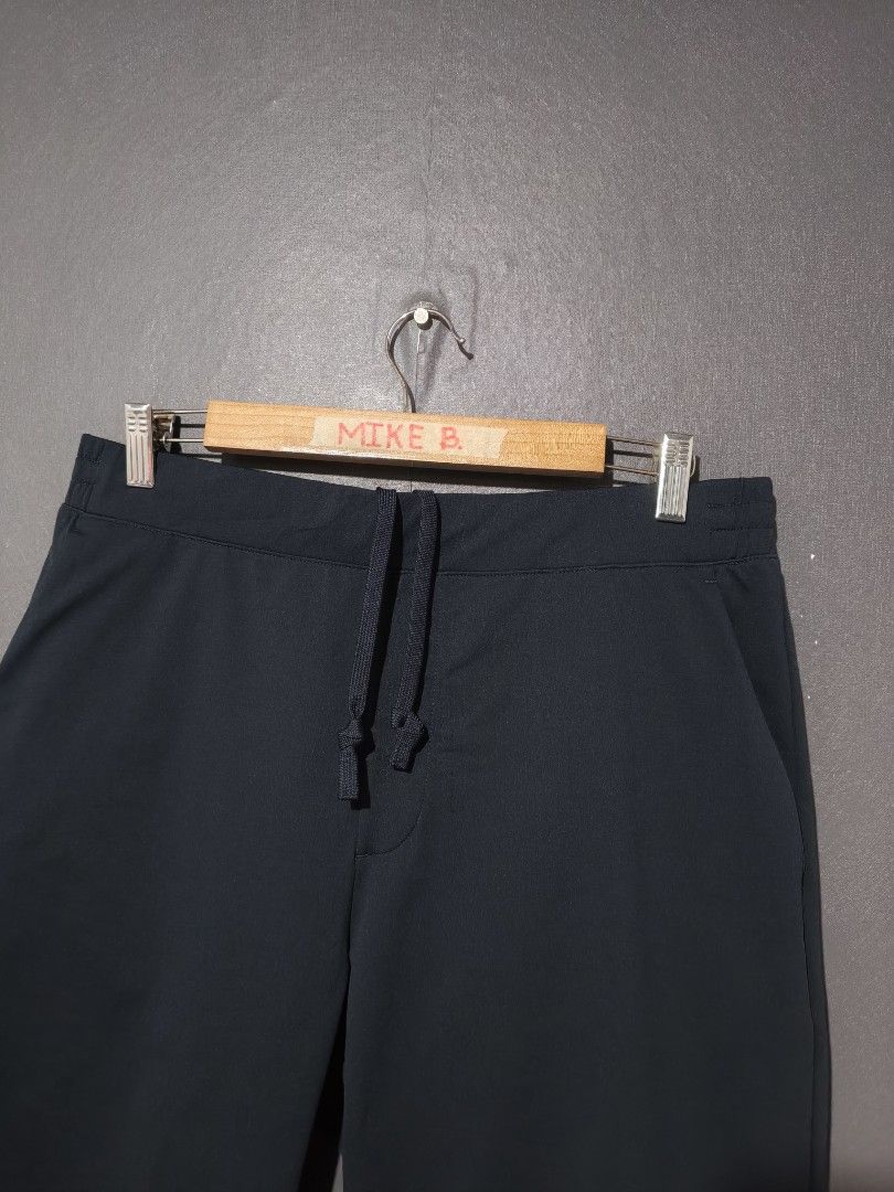📍Uniqlo Ultra Stretch Active Tapered Pants (Category: Trousers) located in Antipolo. Submitted by simplehans (Listing ID 1470028677, Image 2). Description: ‎📍Uniqlo Ultra Stretch Active Tapered Pants ‎Size Large (Navy) ‎Waist- 32 to 38 ‎Length- 38 ‎Leg Open- 7 ‎Excellent Condition As New ‎DIRECT MESSAGE IF INTERESTED.