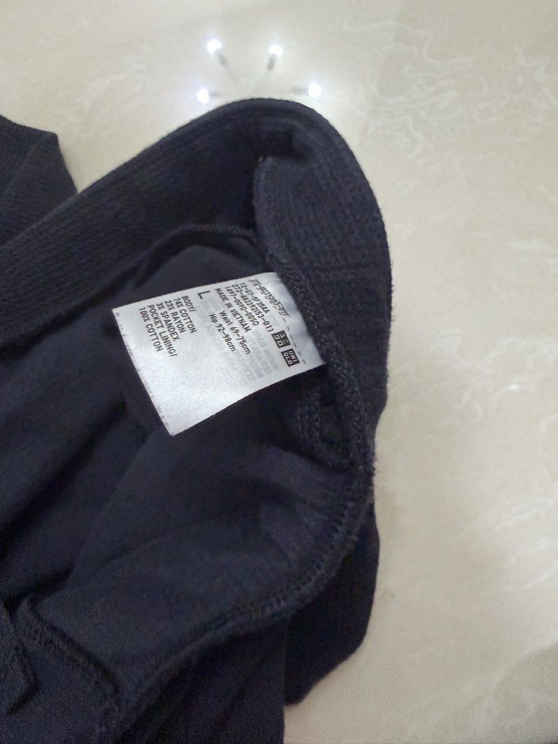Uniqlo waffle pants - black L (Category: Other Bottoms) located in Mandaluyong City. Submitted by mry.mry (Listing ID 1470058909, Image 3). Description: .