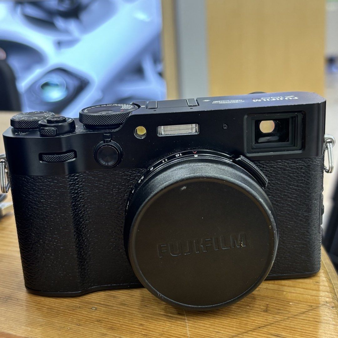 [USED] Fujifilm X100VI BLACK, Photography, Cameras on Carousell