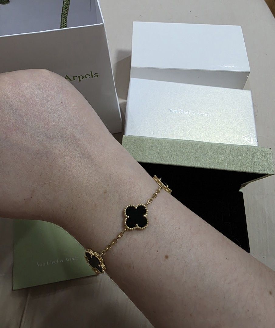 Van Cleef & Arpels Vintage Alhambra Onyx Bracelet (Category: Bracelets) located in Mandaluyong City. Submitted by chloebuysthings (Listing ID 1470128970, Image 2). Description: - 5 motif Van Cleef & Arpels Vintage Alhambra bracelet (MC 1:1) - 18k yellow gold chain featuring 5 iconic black onyx clover motifs - Excellent, clean condition - Complete inclusions - never been worn.