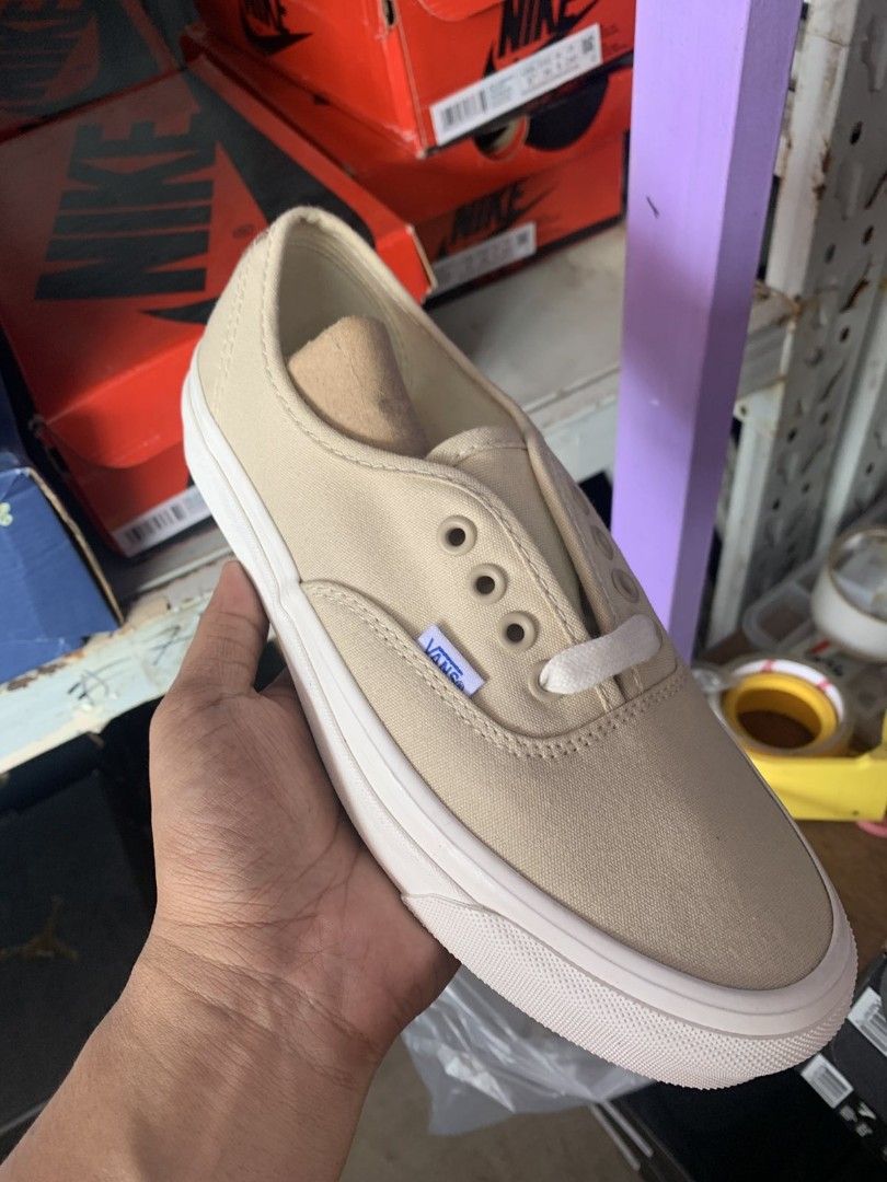 Vans Authentic Low Top Sneakers Multiple Colors Available (Category: Sneakers) located in San Jose del Monte. Submitted by vakadela54883 (Listing ID 1469963016, Image 2). Description: - Brand: Classic Vans - Style: Low top sneakers - Available Colorways: All white, beige, two-tone navy and cream, brown checkerboard suede - Materials: Canvas and suede upper, white rubber waffle outsole - Features: Signature Vans red side tags, traditional lace-up 