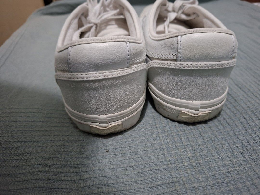 Vans Chukka Low sneakers (Category: Casual Shoes) located in Manila. Submitted by wholly389 (Listing ID 1470039495, Image 3). Description: vana Chukka Low sneakers size 11 US.