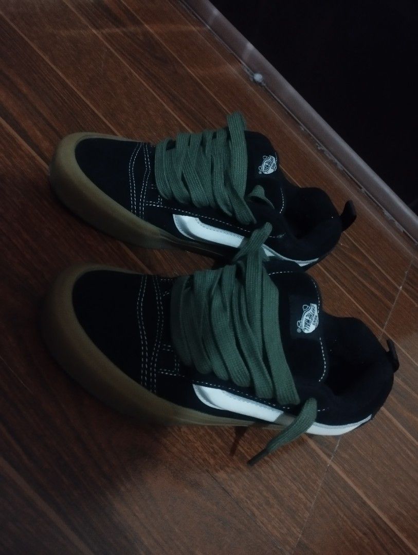 vans knu skool (Category: Sneakers) located in Manila. Submitted by kevsmontana (Listing ID 1469987089, Image 1). Description: Size 27CM 3x lang nagamit. may box yan kasama. 6k bili sa sm grand monumento. willing meet up.