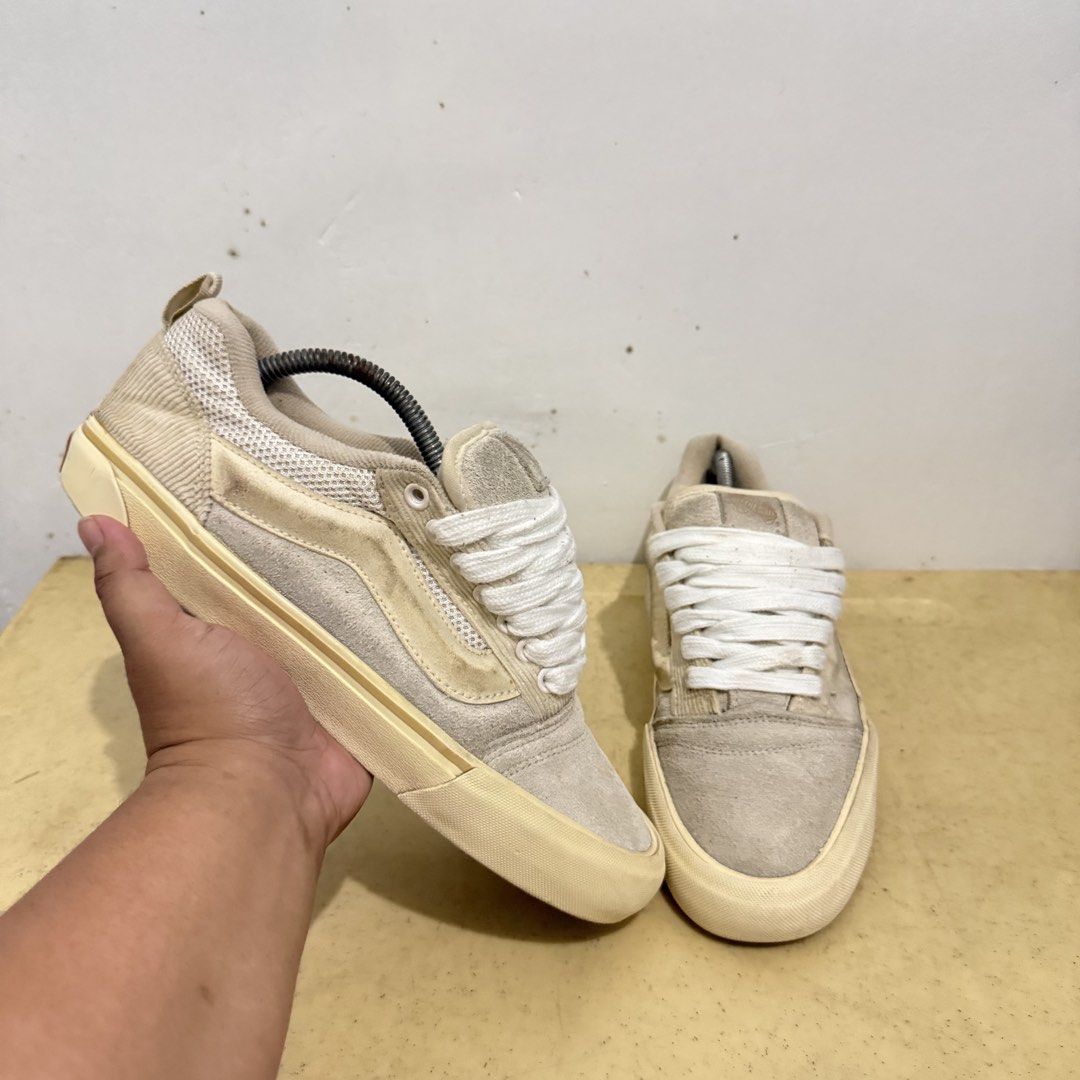 VANS KNU SKOOL BEIGE (Category: Sneakers) located in Quezon City. Submitted by sharatraycooo (Listing ID 1470088457, Image 1). Description: VANS KNU SKOOL BEIGE US MEN 8 US WOMEN 9.5 EURO 40.5.