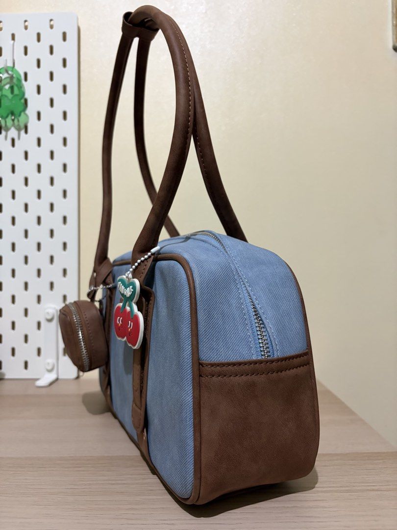 Vanwalk Pizza Series Shoulder Bag (Blue) (Category: Shoulder Bags) located in Rizal. Submitted by jeetkeun (Listing ID 1470038786, Image 2). Description: - Authentic Vanwalk blue fabric handbag - Includes 2 cute charms: cherry character, pizza, and mini brown pouch pm for more details.