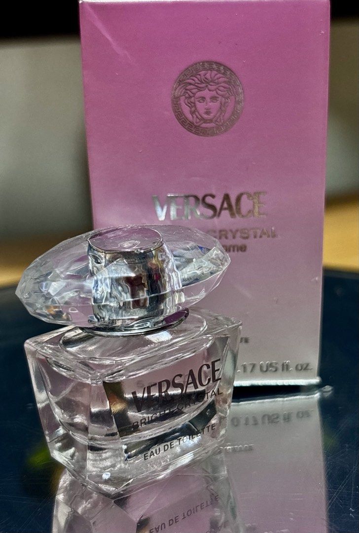 Versace Bright Crystal (Category: Fragrance & Deodorants) located in Mandaluyong City. Submitted by azconsumergoodstrading (Listing ID 1470093671, Image 1). Description: .