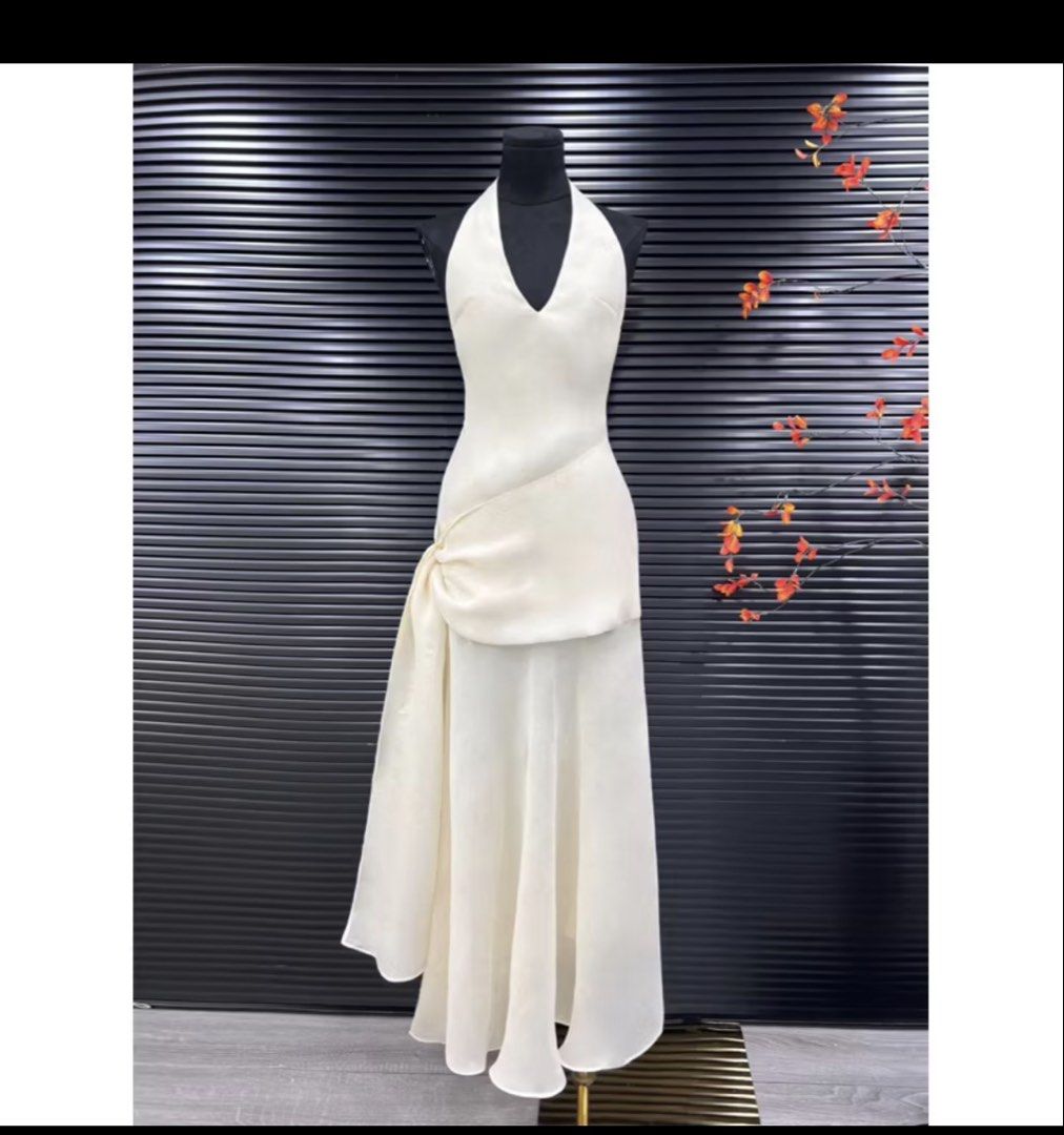 Vietnam Halter Dress (Category: Dresses) located in Pasig City. Submitted by pattycakez (Listing ID 1469970526, Image 1). Description: Purchased from Vietnam Size: small Color: cream Brand new.