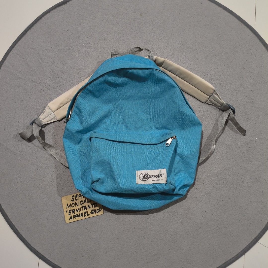 Vintage 80's Eastpak bagpack (Category: Backpacks) located in Calatrava. Submitted by ermitany0 (Listing ID 1470036778, Image 1). Description: vintage 80's Eastpak bagpack flaws: distress on lace, stains.. check photos for more details ✅⬇️ location: Negros Occidental PM if interested 📩📩📩📩.