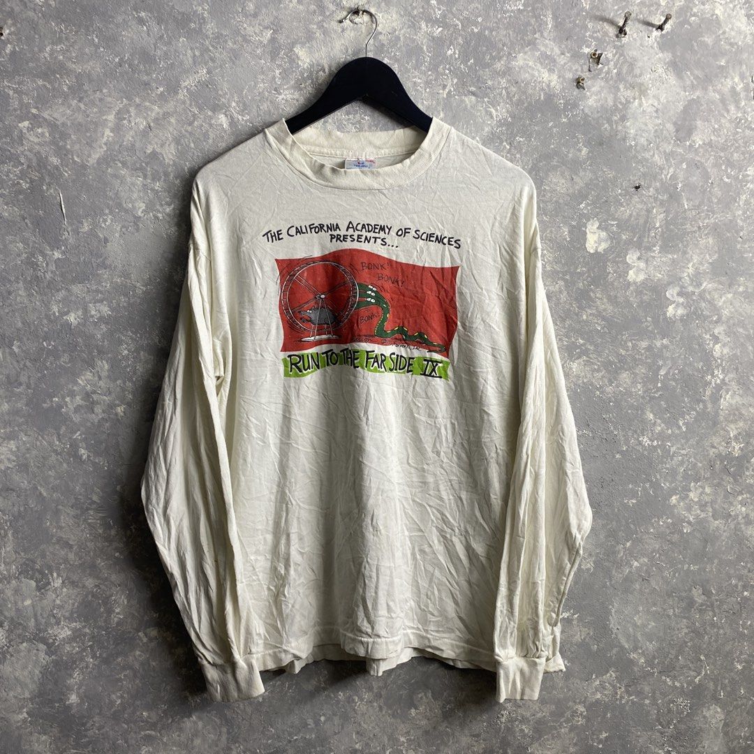 Vintage 90s Science (Category: Tshirts & Polo Shirts ) located in Pasig City. Submitted by lumangkamisa (Listing ID 1470025283, Image 1). Description: XL softee tag Pinhole.