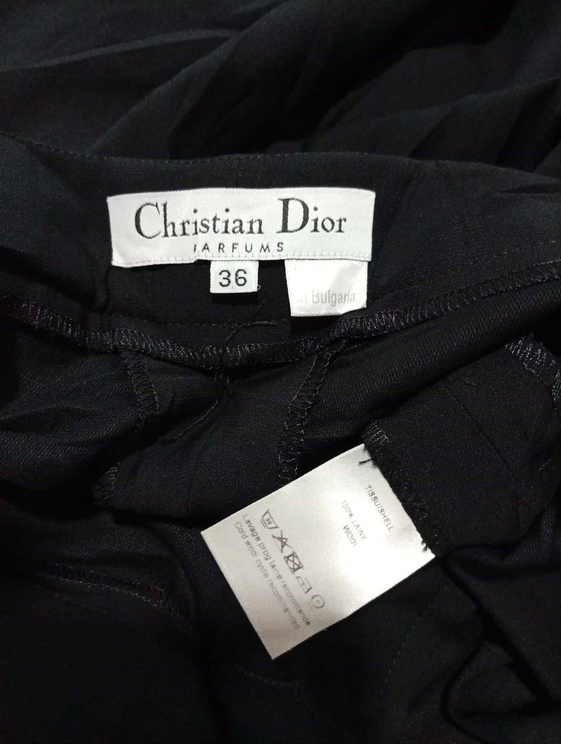 Vintage Christian Dior Parfums trouser pants ( Authentic ) (Category: Other Bottoms) located in Barotac Nuevo. Submitted by john.pritz (Listing ID 1470052839, Image 3). Description: vintage Chistian Dior Parfums Trouser pants ( Authentic ) Like new Condi no issue Width 28 to 30 Length 41.